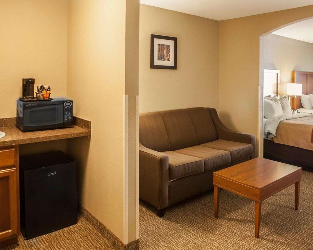 Quality & - Seaford Hotel